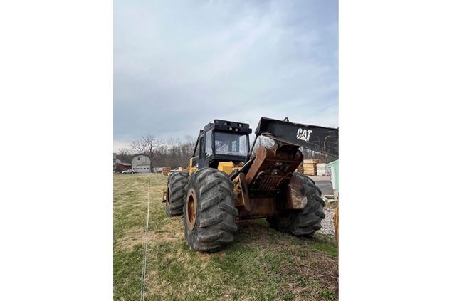 2010 Caterpillar 525C Skidder